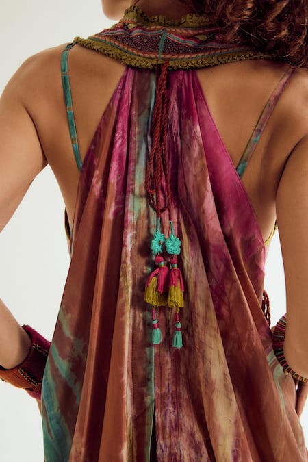Buy Capisvirleo Brown Silk Embroidery, Tassels V-neck, Sweetheart Ira Tie Dye Jacket Cape Set Online at Aza Fashions Buy_Capisvirleo_Brown Silk Embroidery, Tassels V-neck, Sweetheart Ira Tie Dye Jacket Cape Set _Online_at_Aza_Fashions