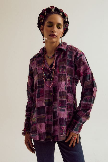 Capisvirleo Lavender Chanderi Silk Patchwork, Embroidery Collared Cosmos Shirt 