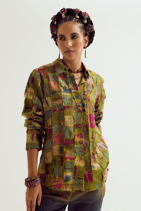 Buy_Capisvirleo_Green Chanderi Silk Patchwork, Embroidery Collared Cosmos Shirt _Online_at_Aza_Fashions