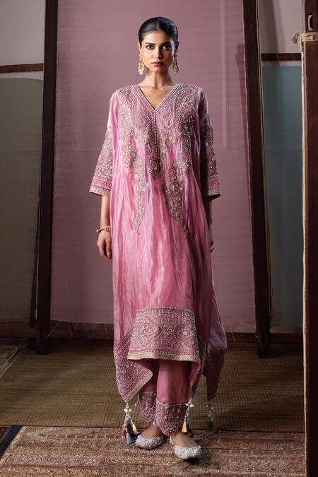Buy_Nabo_Pink Tissue Embroidery, Beads, Pearls V-neck Dori Kaftan And Pant Set 