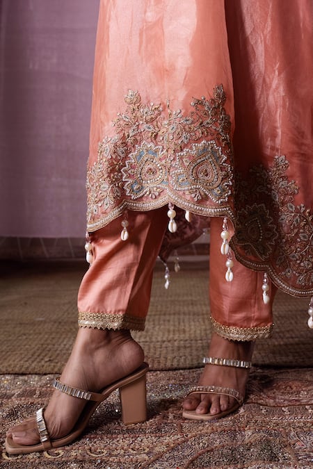 Nabo_Peach Tissue Embroidery, Beads, Zari Round Neck Dori Work Kaftan And Pant Set _at_Aza_Fashions