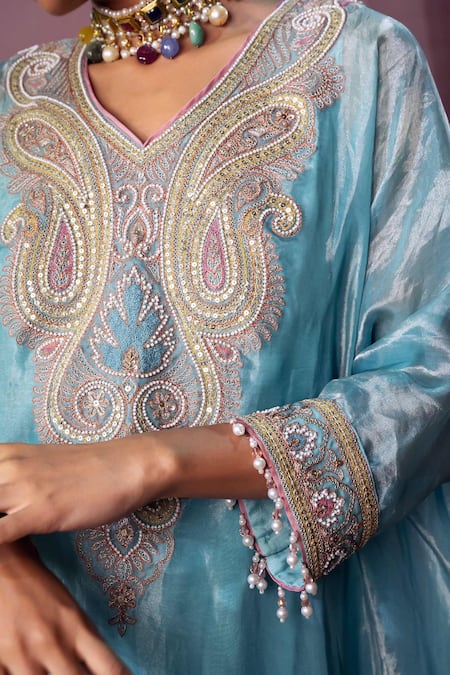 Buy_Nabo_Blue Tissue Embroidery, Sequins, Pearls, Zari Paisley Pattern Kaftan And Pant Set 