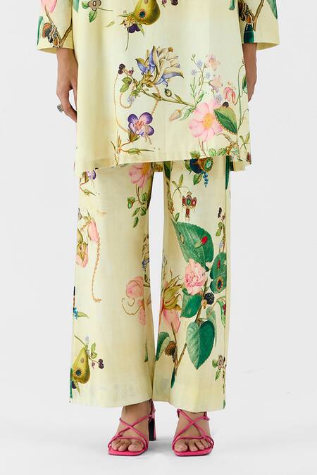 Buy_Studio Rigu_Beige Cotton Embroidery, Stones, Lace Round Blossom Stonework Kurta And Pant Set _Online_at_Aza_Fashions