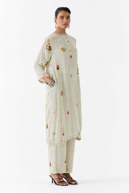 Studio Rigu_White Vegan Silk Embroidery, Beads, Pearl Polka Dot Straight Kurta And Pant Set _Online_at_Aza_Fashions