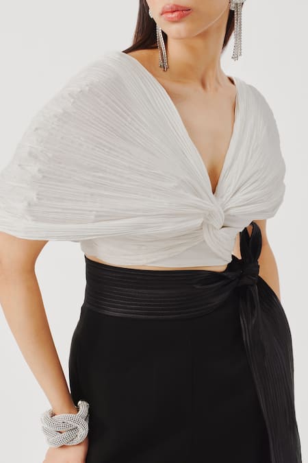 Buy_Aroka_White Poplin V-neck Eden Pleated Crop Top _Online_at_Aza_Fashions