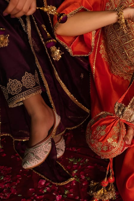 Buy_saina kapoor_Burgundy Chanderi, Organza Gota Patti, Alisha Paisley Pattern Kurta And Salwar Set _Online_at_Aza_Fashions