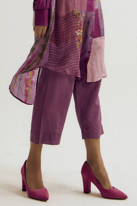 Capisvirleo_Lavender Linen, Cotton Patchwork, Embroidery Shrub Rose Tie Dye Kurta And Pant Set _Online_at_Aza_Fashions