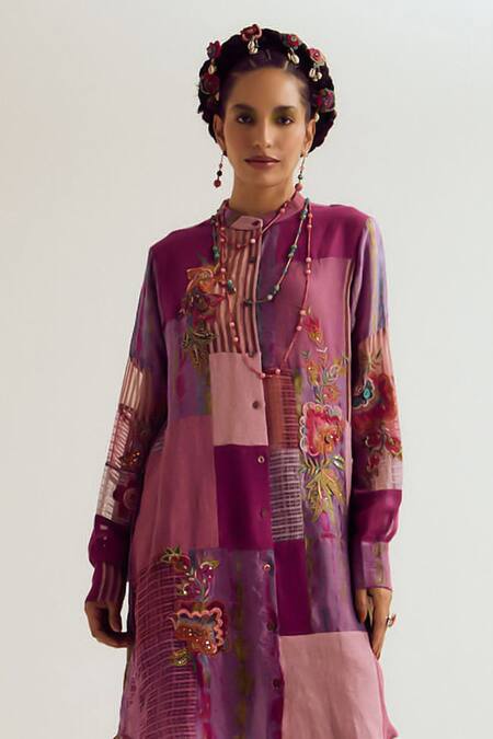 Buy_Capisvirleo_Lavender Linen, Cotton Patchwork, Embroidery Shrub Rose Tie Dye Kurta And Pant Set _Online_at_Aza_Fashions
