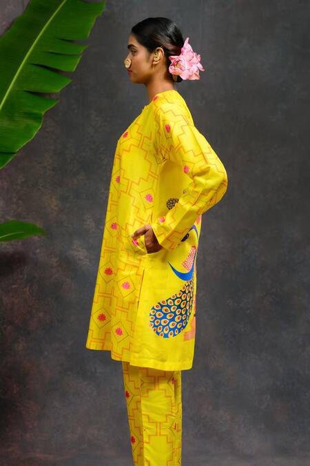 Prachi Kamat Yellow Viscose, Silk Round Neck Morvika Printed Kurta And Pant Set Online at Aza Fashions Prachi Kamat_Yellow Viscose, Silk Round Neck Morvika Printed Kurta And Pant Set _Online_at_Aza_Fashions