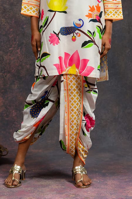 Buy_Prachi Kamat_White Viscose, Silk Round Neck Kamalkari Print Kurta With Pant _Online_at_Aza_Fashions