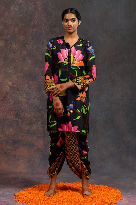 Prachi Kamat Black Viscose Split V-neck Kamlkari Printed Kurta And Pant Set