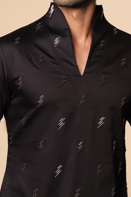 Shop_Sanjana Reddy Designs_Black Cotton Embroidery Geometric Kurta _Online_at_Aza_Fashions