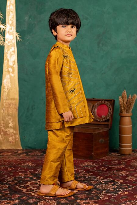 JILMIL DREAMWEAR Mustard Silk Embroidery Yellow Bundi Kurta Set Online at Aza Fashions JILMIL DREAMWEAR_Mustard Silk Embroidery Yellow Bundi Kurta Set _Online_at_Aza_Fashions