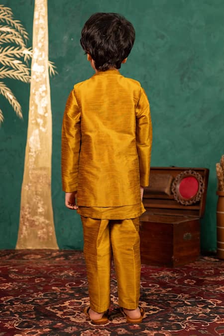 Shop JILMIL DREAMWEAR Mustard Silk Embroidery Yellow Bundi Kurta Set at Aza Fashions Shop_JILMIL DREAMWEAR_Mustard Silk Embroidery Yellow Bundi Kurta Set _at_Aza_Fashions