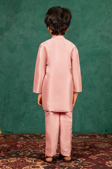 Shop JILMIL DREAMWEAR Pink Shantoon Embroidery, Sequins Light Acrylic Kurta Set at Aza Fashions Shop_JILMIL DREAMWEAR_Pink Shantoon Embroidery, Sequins Light Acrylic Kurta Set _at_Aza_Fashions