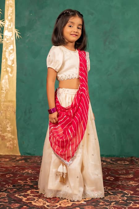 Buy_JILMIL DREAMWEAR_Cream Tissue Embroidery, Zari, Tassels Fendy Crush White Blouse Lehenga Set _Online_at_Aza_Fashions