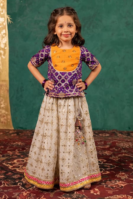 JILMIL DREAMWEAR Off White Mirrors, Zari, Embroidery Dark Purple Top With Lehenga 