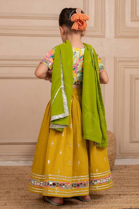 JILMIL DREAMWEAR Yellow Polyester Embroidery, Mirrors, Zari Printed Blouse Lehenga Set Online at Aza Fashions JILMIL DREAMWEAR_Yellow Polyester Embroidery, Mirrors, Zari Printed Blouse Lehenga Set _Online_at_Aza_Fashions