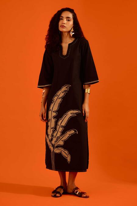 Buy Indian Summer Story Black Cotton, Poplin Embroidery Split V-neck Thread Dress Online at Aza Fashions Buy_Indian Summer Story_Black Cotton, Poplin Embroidery Split V-neck Thread Dress _Online_at_Aza_Fashions