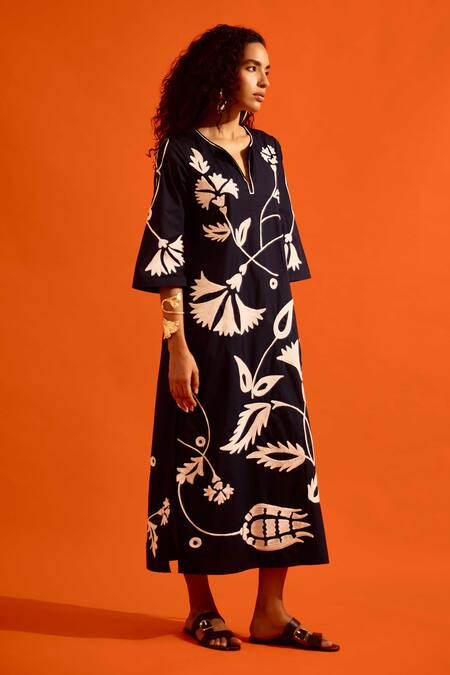 Buy Indian Summer Story Black Cotton Embroidery Split V-neck Botanical Dress Online at Aza Fashions Buy_Indian Summer Story_Black Cotton Embroidery Split V-neck Botanical Dress _Online_at_Aza_Fashions