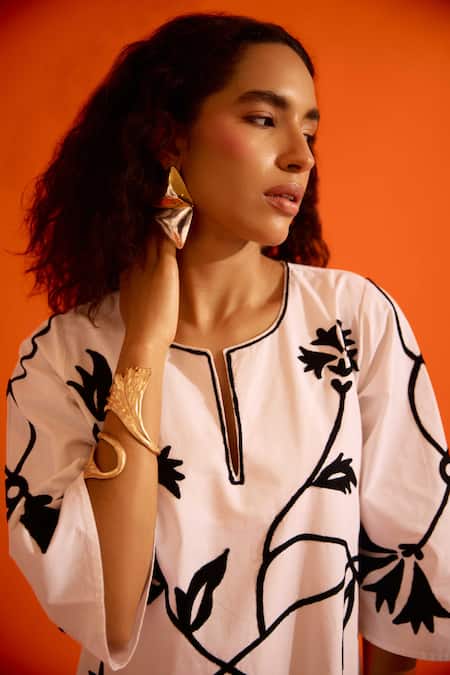 Shop Indian Summer Story Ivory Poplin Embroidery Split V-neck Botanical Dress Shop_Indian Summer Story_Ivory Poplin Embroidery Split V-neck Botanical Dress