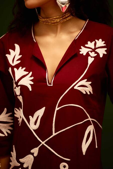 Shop_Indian Summer Story_Maroon Cotton, Poplin Embroidery V-neck Botanical Thread Dress 