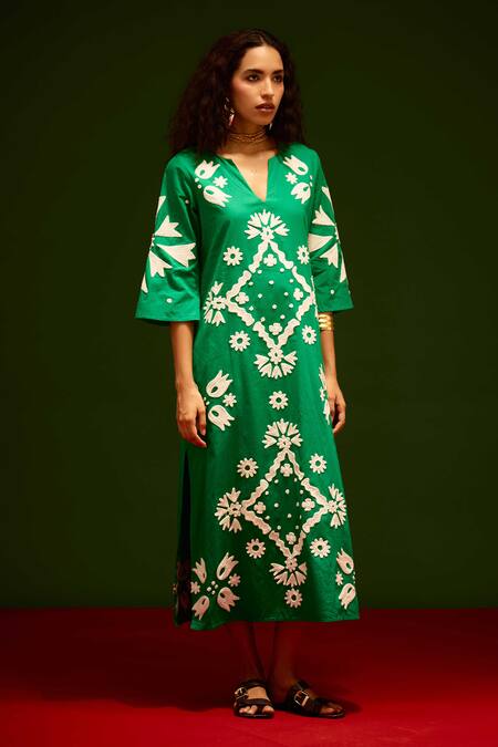 Buy_Indian Summer Story_Green Cotton, Poplin Embroidery Split V-neck Sitara Thread Dress _Online_at_Aza_Fashions