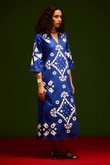 Buy_Indian Summer Story_Blue Cotton Embroidery V-neck Sitara Thread Dress _Online_at_Aza_Fashions