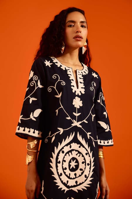 Indian Summer Story_Black Cotton, Poplin Embroidery Split V-neck Wave Thread Dress _at_Aza_Fashions