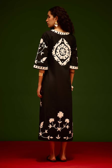 Indian Summer Story Wave Thread Embroidered Dress 