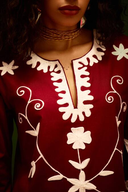 Indian Summer Story_Maroon Cotton, Poplin Embroidery Split V-neck Wave Thread Dress _Online_at_Aza_Fashions