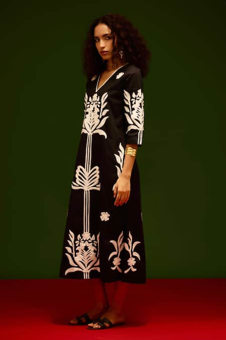 Shop_Indian Summer Story_Black Cotton, Poplin Embroidery V-neck Tulip Thread Dress _Online_at_Aza_Fashions