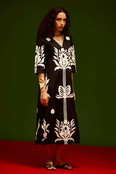 Indian Summer Story_Black Cotton, Poplin Embroidery V-neck Tulip Thread Dress _at_Aza_Fashions