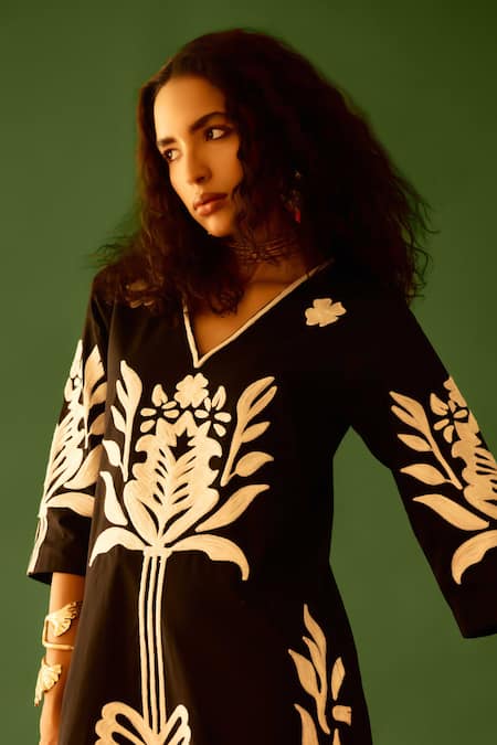 Shop_Indian Summer Story_Black Cotton, Poplin Embroidery V-neck Tulip Thread Dress 