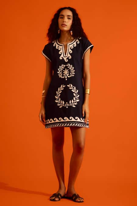 Indian Summer Story Black Cotton, Poplin Embroidery Split V-neck Wave Thread Dress 