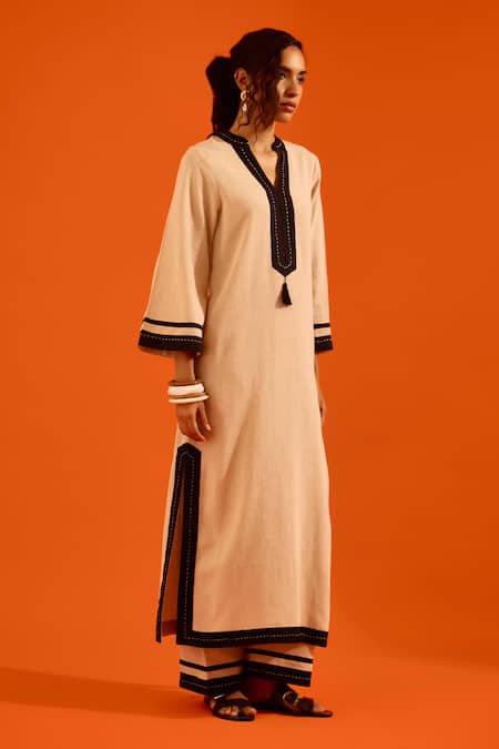 Buy_Indian Summer Story_Beige Embroidery Split V-neck Thread Kurta And Pant Set _Online_at_Aza_Fashions