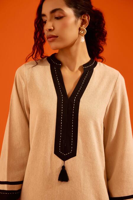 Shop_Indian Summer Story_Beige Embroidery Split V-neck Thread Kurta And Pant Set _Online_at_Aza_Fashions