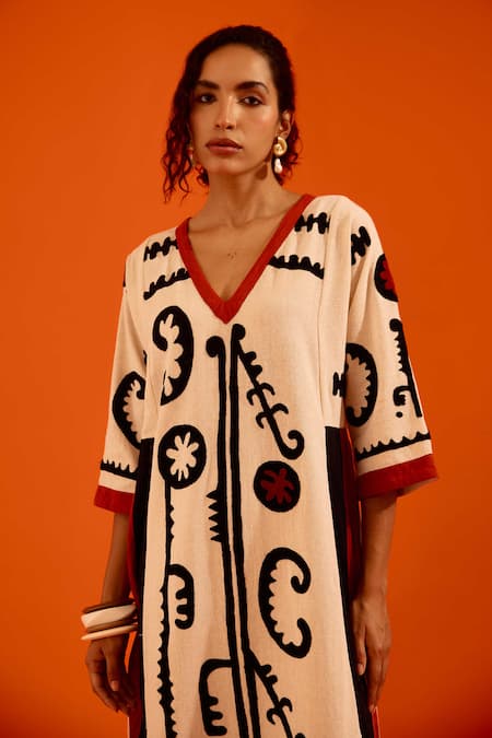 Shop_Indian Summer Story_Beige Jacquard Embroidery V-neck Maasai Motif Kurta And Pant Set _Online_at_Aza_Fashions