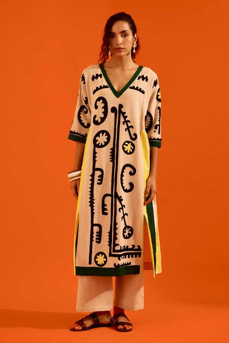 Shop_Indian Summer Story_Beige Embroidery V-neck Thread Kurta And Pant Set _Online_at_Aza_Fashions