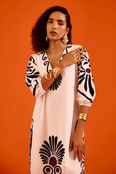 Buy_Indian Summer Story_Ivory Cotton, Poplin Embroidery Split V-neck Botanical Thread Dress _Online_at_Aza_Fashions