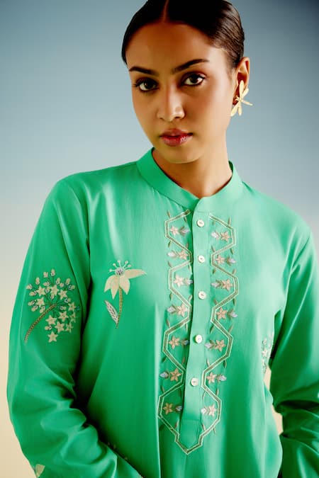 Shetab Kazmi_Green Cotton Embroidery, Tassels Mandarin Collar Kurta Pant Set _Online_at_Aza_Fashions