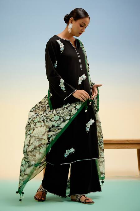 Shetab Kazmi_Black Cotton Embroidery, Piping, Tassels Split V-neck Kurta Set _Online_at_Aza_Fashions