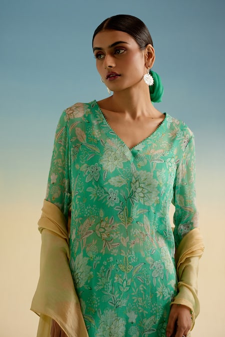 Buy_Shetab Kazmi_Green Cotton Beads, Embroidery V-neck Flower Print Kurta Set _Online_at_Aza_Fashions