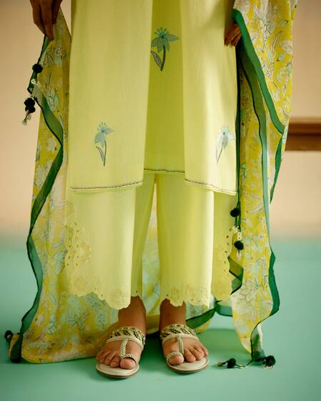 Shetab Kazmi_Yellow Cotton Embroidery, Cut Work, Tassels Split V-neck Flower Kurta Set _at_Aza_Fashions