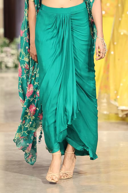 Basanti - Kapde Aur Koffee Green Chiffon Sequins, Mirrors Sweetheart Embroidered Cape And Draped Skirt Set Online at Aza Fashions Basanti - Kapde Aur Koffee_Green Chiffon Sequins, Mirrors Sweetheart Embroidered Cape And Draped Skirt Set_Online_at_Aza_Fashions