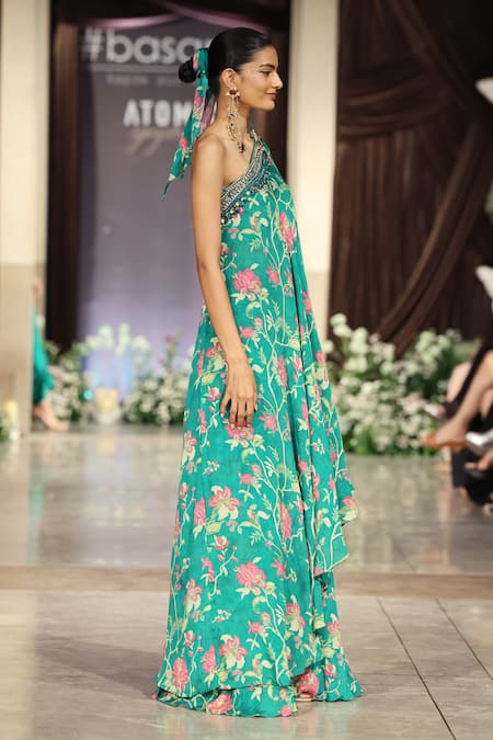 Basanti Kapde aur Koffee Green Chiffon Embroidered Cape Sharara Set 