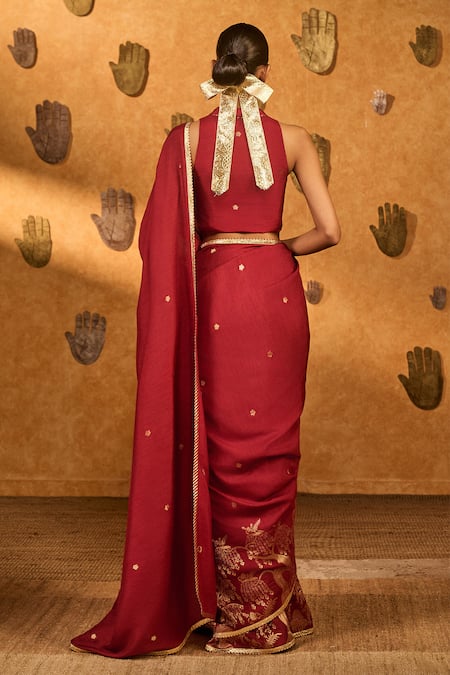Shop Masaba Red Jacquard Zari Zen Saree With Unstitched Blouse Piece at Aza Fashions Shop_Masaba_Red Jacquard Zari Zen Saree With Unstitched Blouse Piece _at_Aza_Fashions
