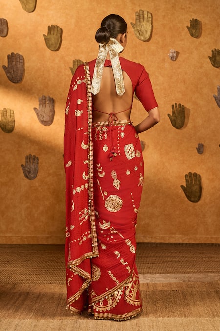 Masaba Crushed Folkstone Saree With Unstitched Blouse Piece 