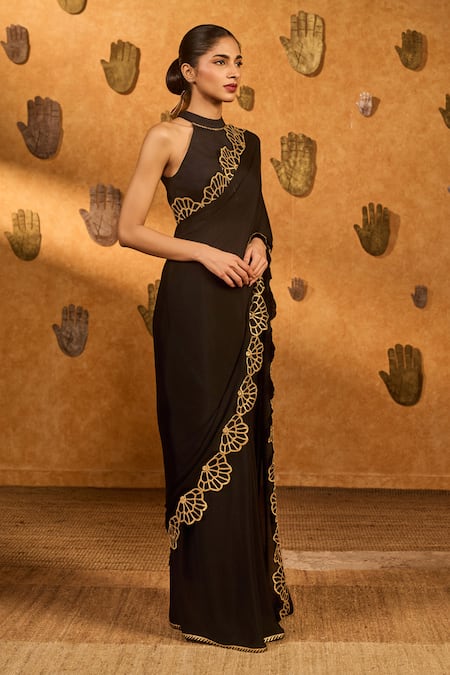 Buy_Masaba_Black Chiffon Gota Patti, Applique Windrose Saree With Unstitched Blouse Piece _Online_at_Aza_Fashions