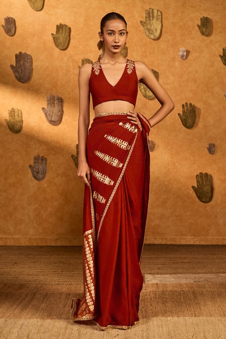 Shop_Masaba_Red Silk Foil Printing, Applique Fern Flame Saree With Unstitched Blouse Piece _Online_at_Aza_Fashions